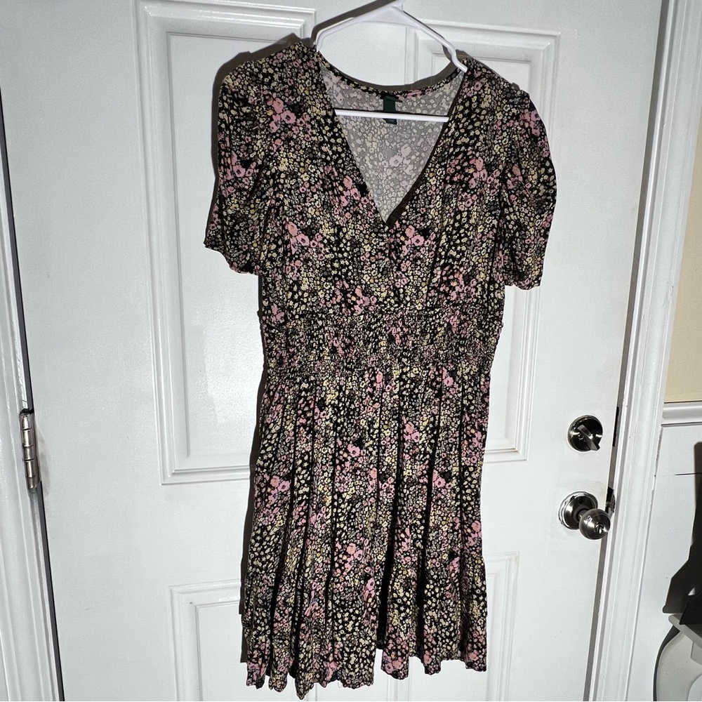 XL Wild Fable Dress Womens Black Floral Print V Neck Smocked Ruffle